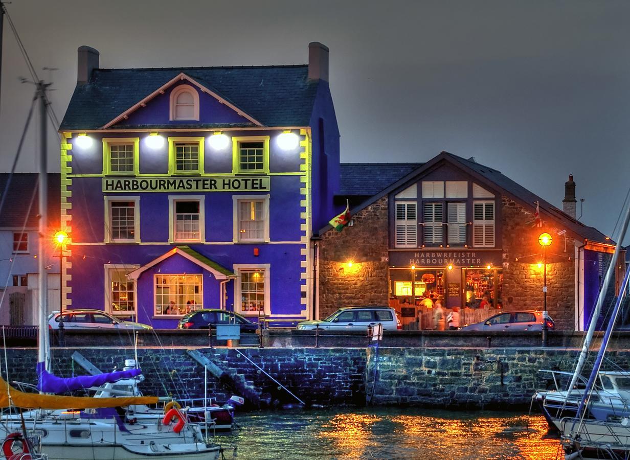 Harbourmaster Hotel 阿博伦 外观 照片