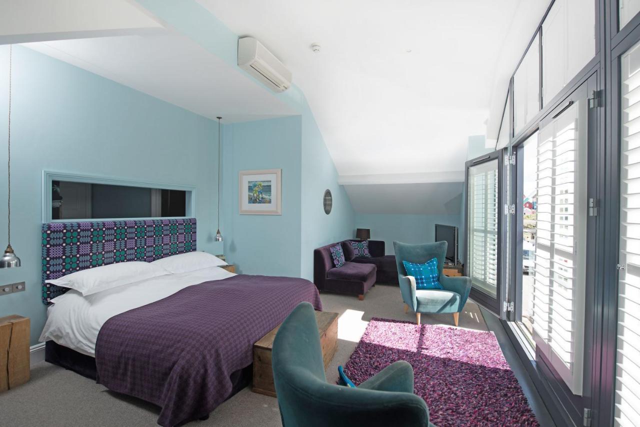 Harbourmaster Hotel 阿博伦 外观 照片